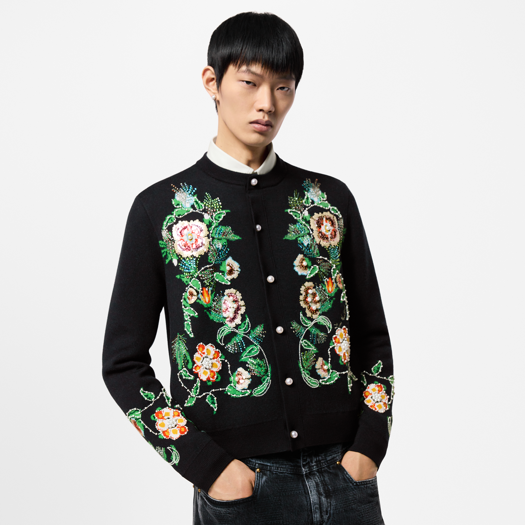 Embroidered Merino Wool Cardigan  in Men's Ready-to-Wear Knitwear and Sweatshirts collections by Louis Vuitton (Product zoom)